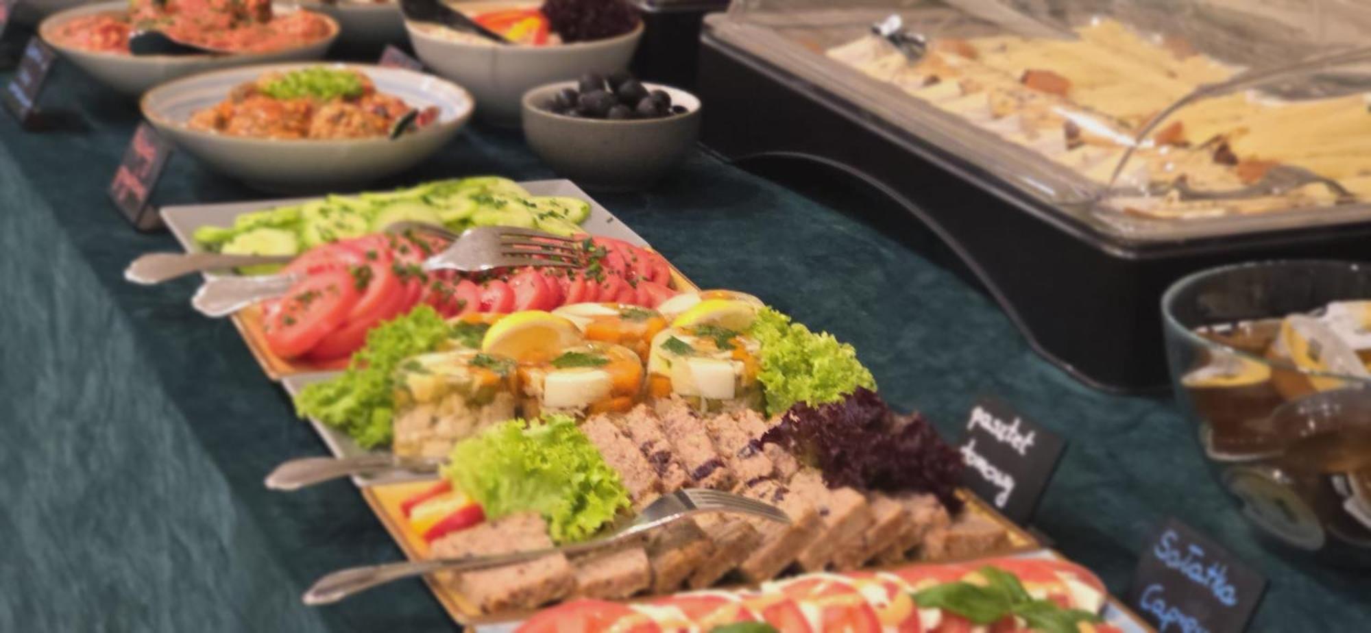 Hotel Ambasada Krobia Ngoại thất bức ảnh